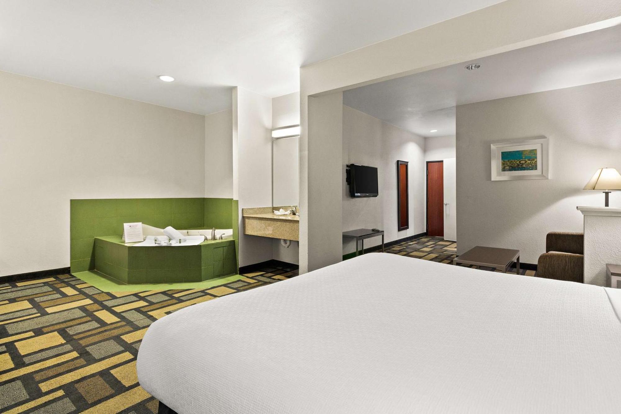 Hotel Western Galleria &